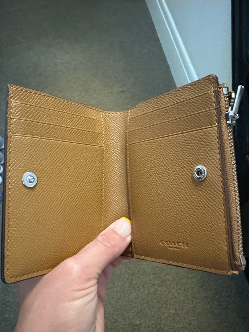Coach Pebbled Leather Zip Card Wallet in Tan Brown - Picture 3 of 8